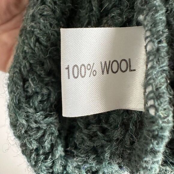 British Wool Forest Green Cable Knit Crewneck Sweater Size Small - Picture 6 of 6